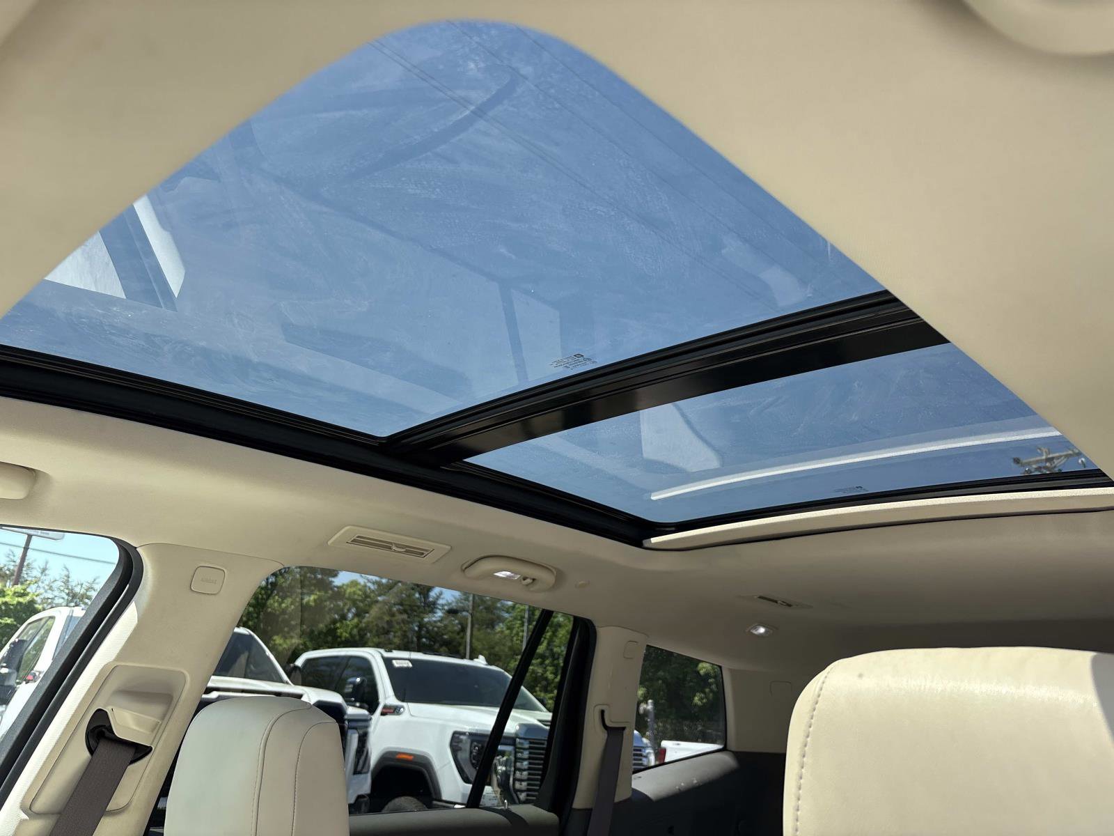 Used 2021 Cadillac XT6 Premium Luxury image 17