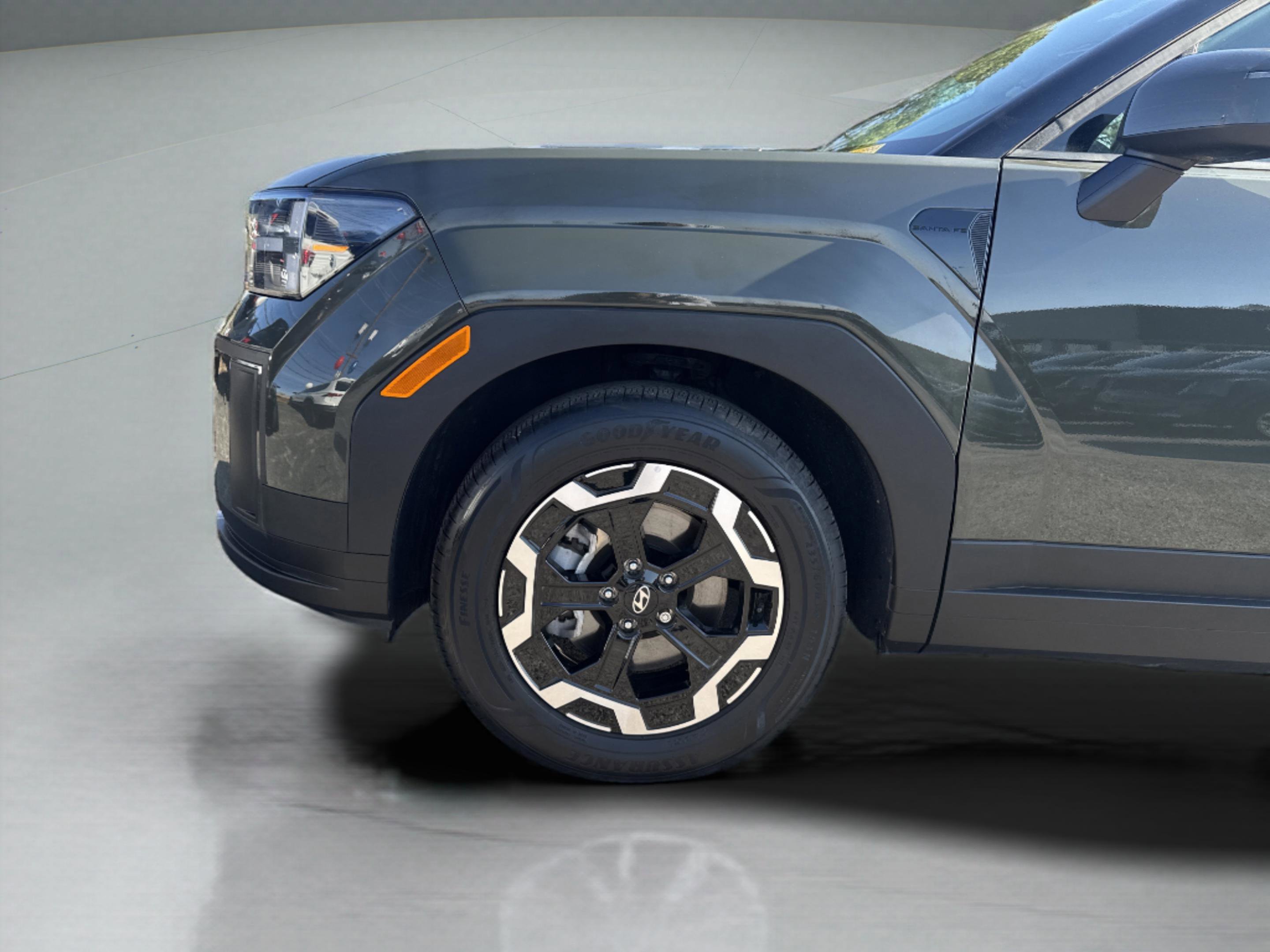 Used 2024 Hyundai Santa Fe SEL image 10