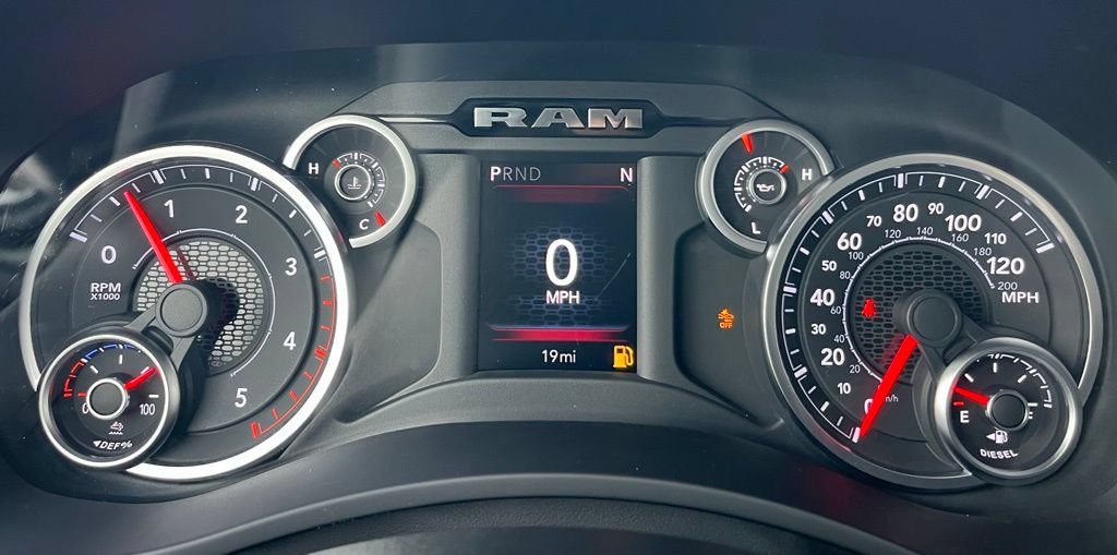 New 2026 RAM 5500 Tradesman AWD/4WD image 15
