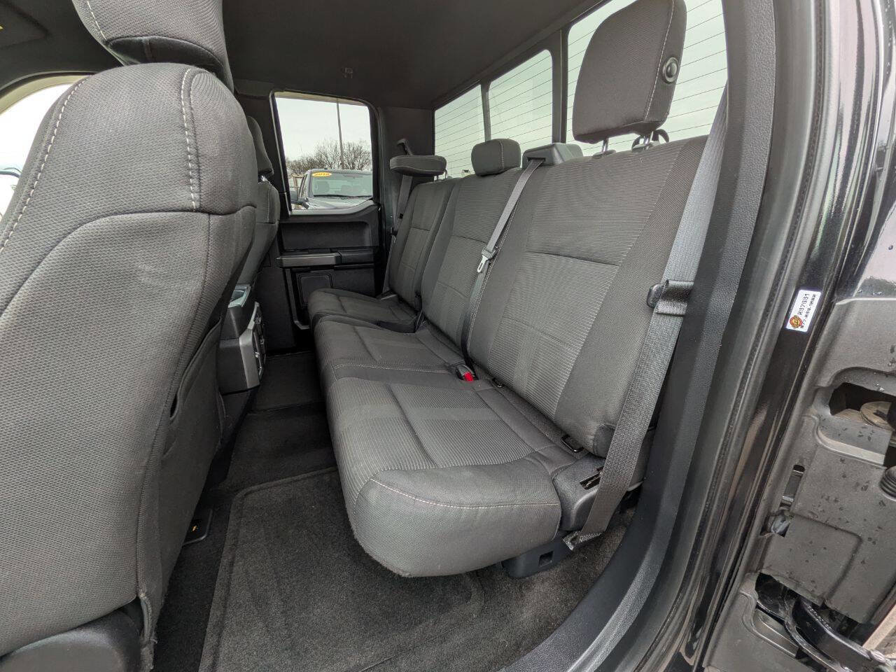 Used 2015 Ford F150 XLT w/ Equipment Group 302A Luxury image 22