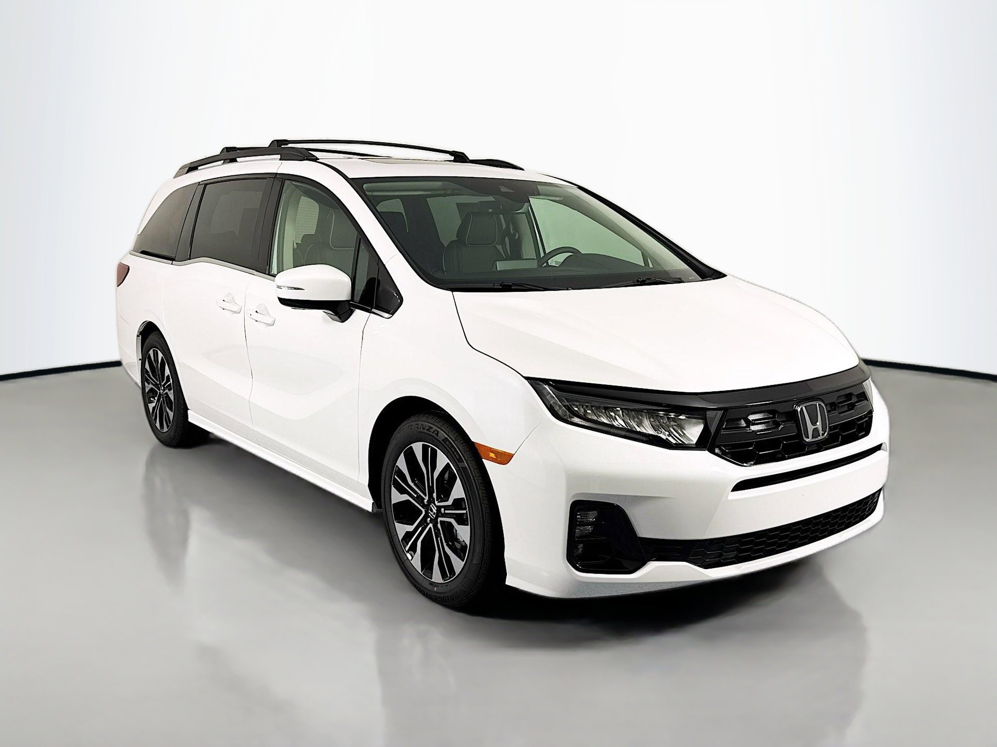 New 2026 Honda Odyssey Elite image 3