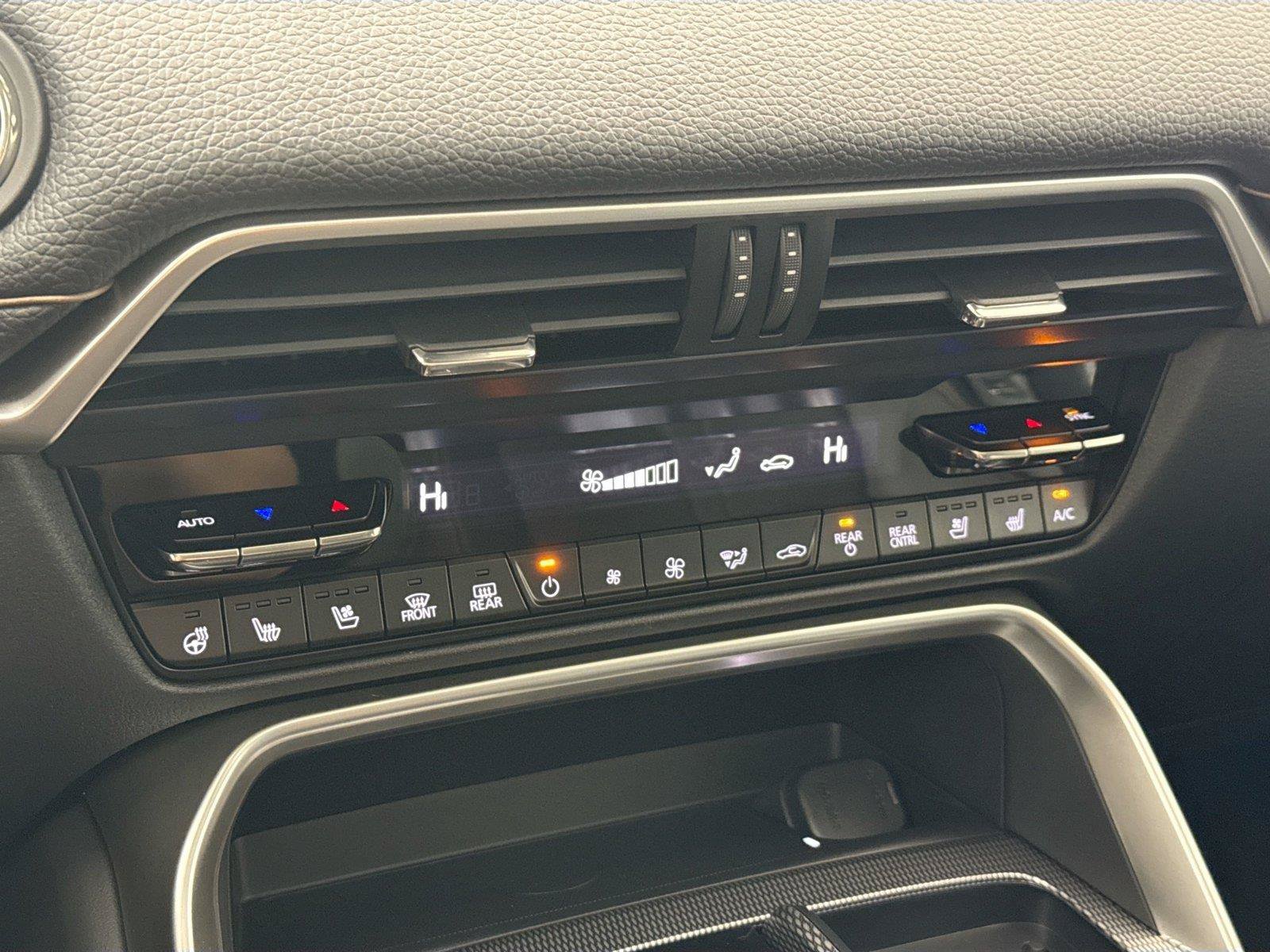 New 2026 MAZDA CX-90 Plug-In Hybrid w/ Preferred AWD/4WD image 25