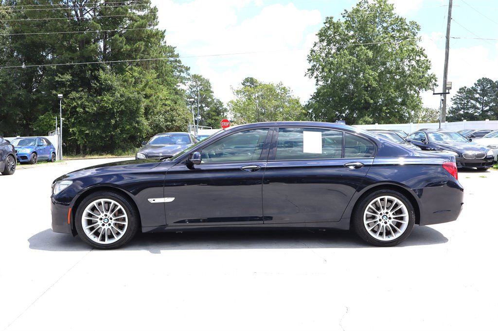 Used 2013 BMW 750Li RWD image 4
