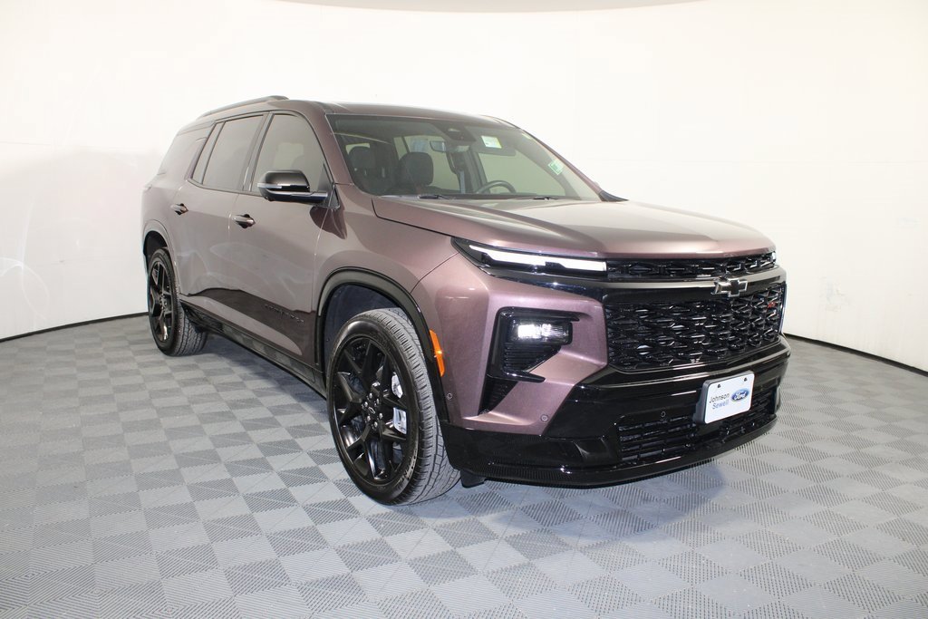 Used 2025 Chevrolet Traverse RS