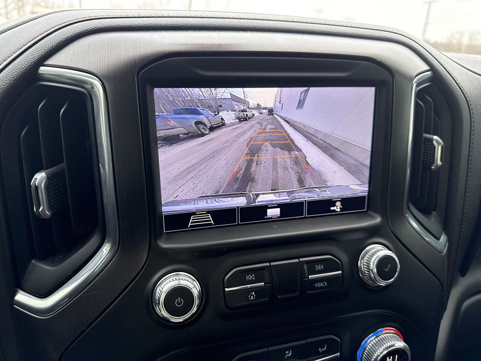 Used 2020 GMC Sierra 1500 AT4 image 25