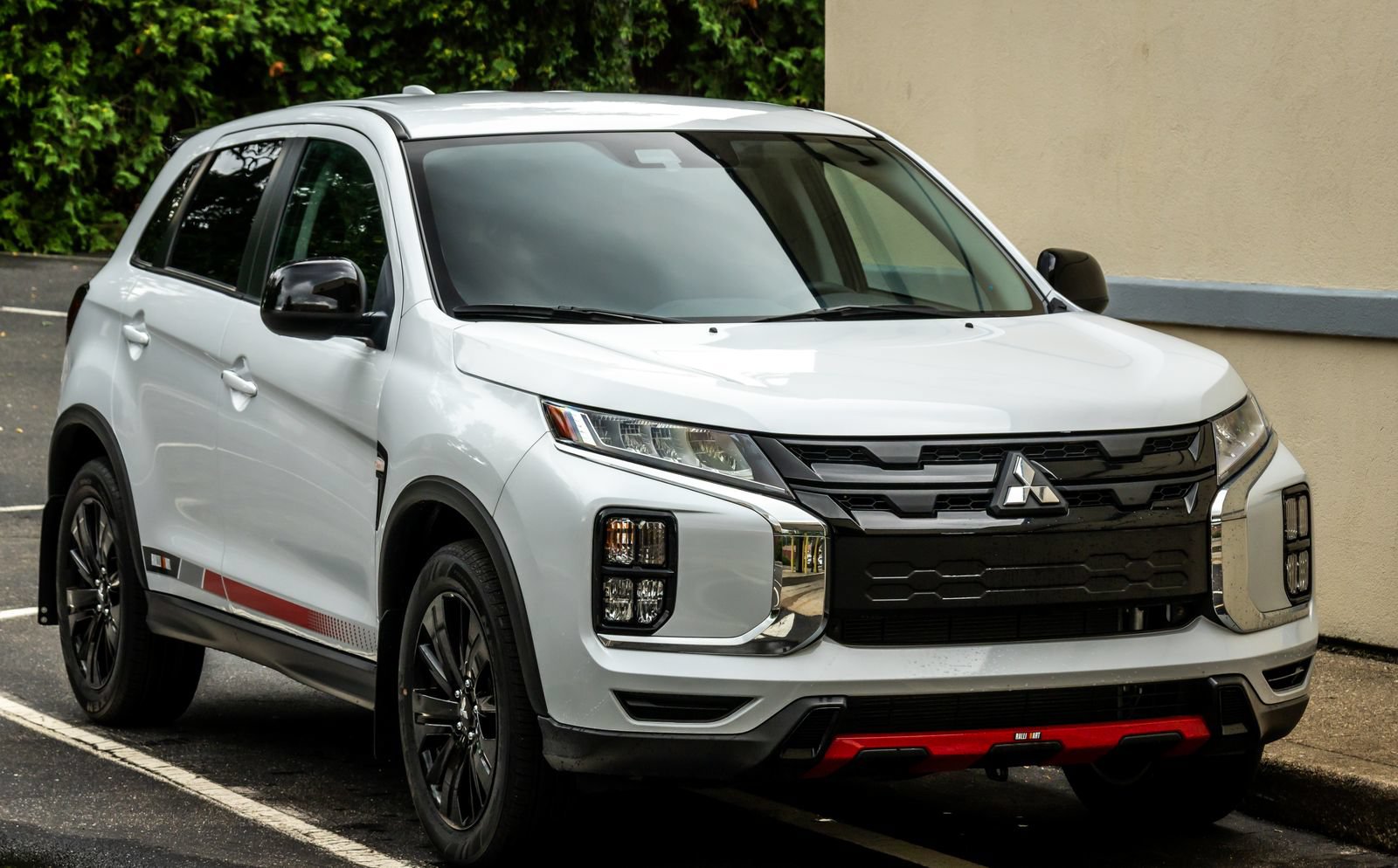 New 2024 Mitsubishi Outlander Sport Ralliart AWD/4WD image 12