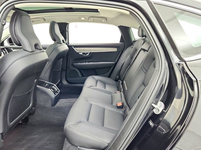 Certified 2023 Volvo S90 B6 Plus w/ Protection Package Premier image 30