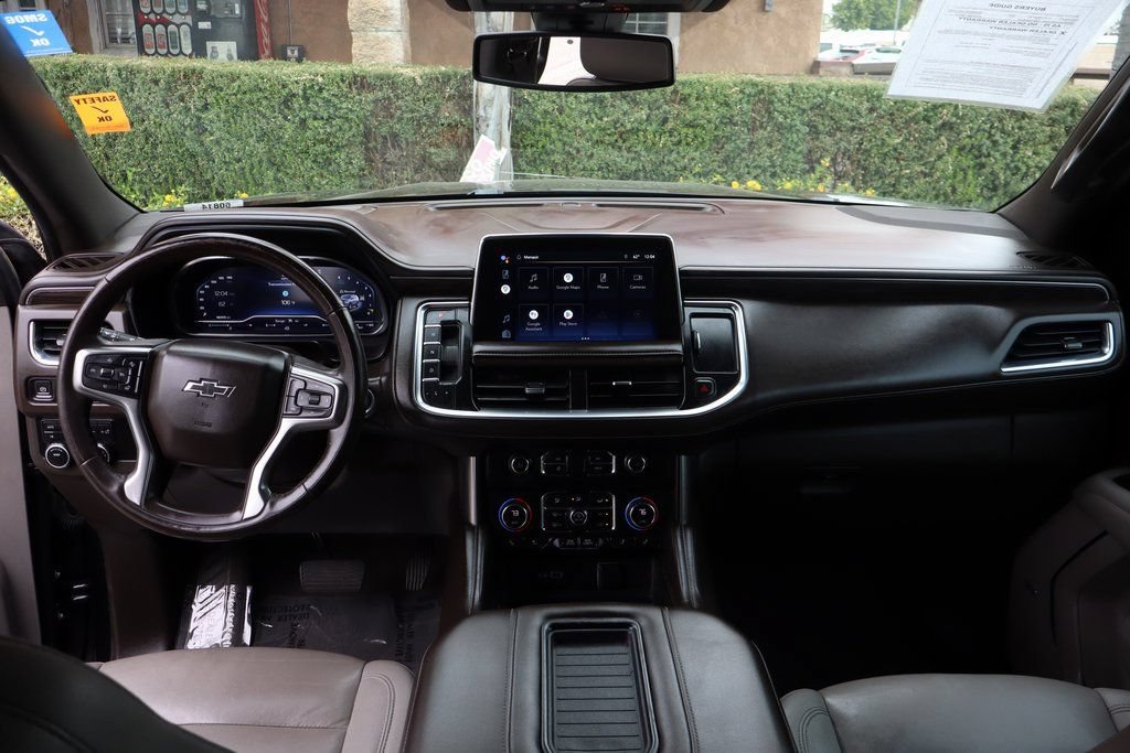 Used 2022 Chevrolet Suburban Z71 w/ Luxury Package AWD/4WD image 28