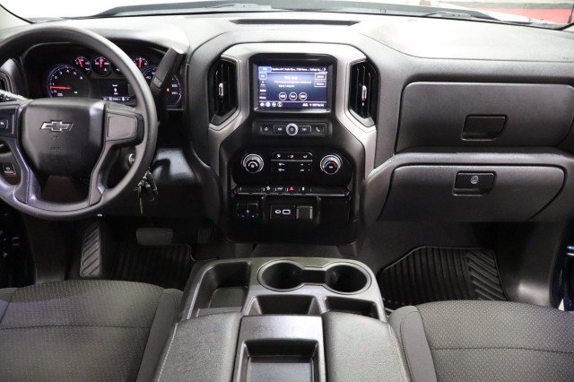 Used 2021 Chevrolet Silverado 1500 Custom Trail Boss AWD/4WD image 7