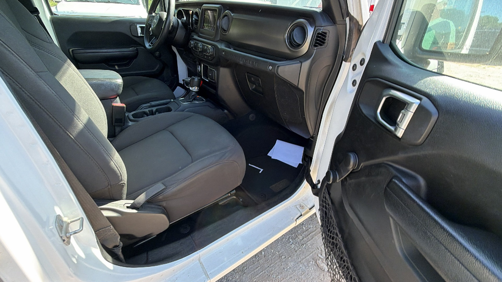 Used 2023 Jeep Wrangler Unlimited Sport AWD/4WD image 19