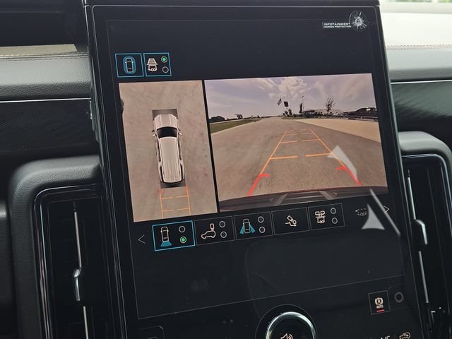 New 2026 GMC Yukon XL AT4 w/ AT4 Premium Plus Package AWD/4WD image 14