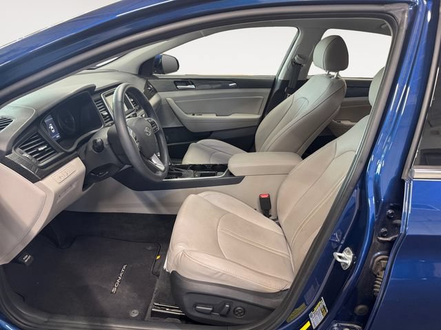 Used 2018 Hyundai Sonata Limited w/ Cargo Package FWD image 7