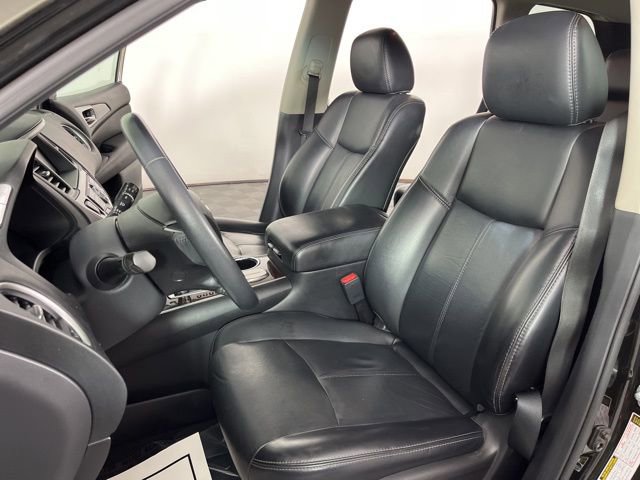 Used 2016 Nissan Pathfinder SL image 18