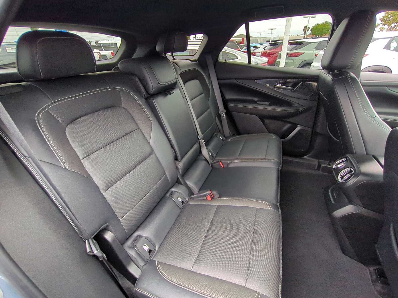 Used 2024 Chevrolet Blazer EV LT AWD/4WD image 26