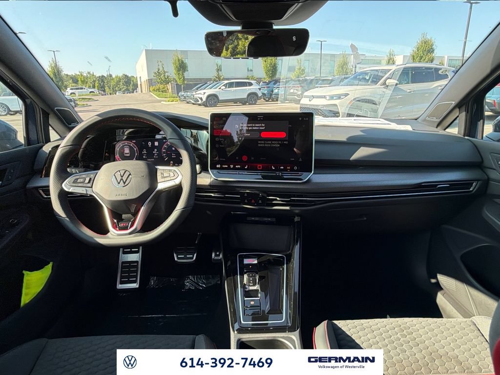 New 2026 Volkswagen GTI SE FWD image 17