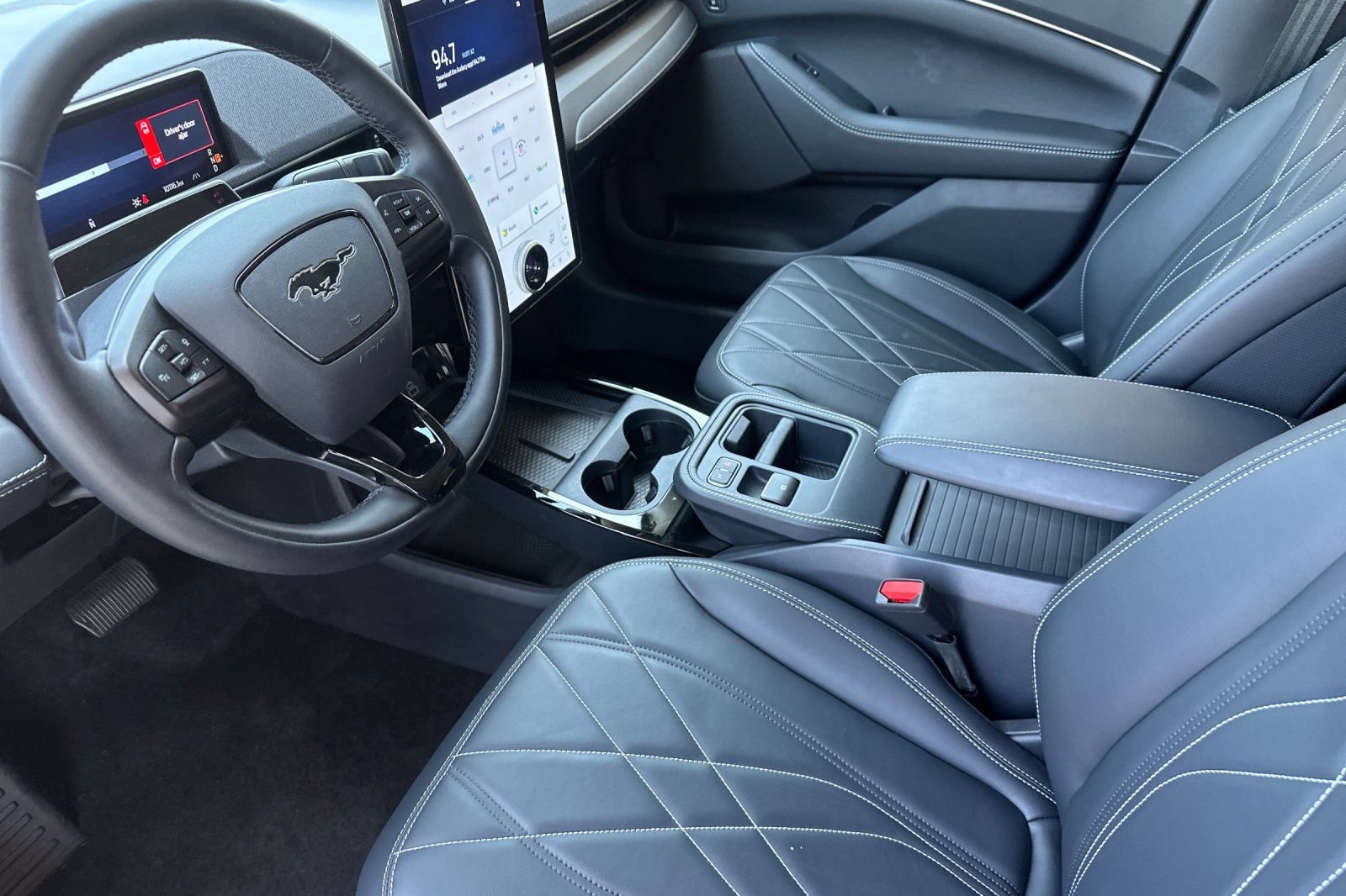 Used 2025 Ford Mustang Mach-E Select w/ Comfort Package Lite RWD image 10