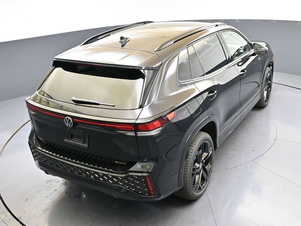 New 2026 Volkswagen Tiguan SE R-Line image 46