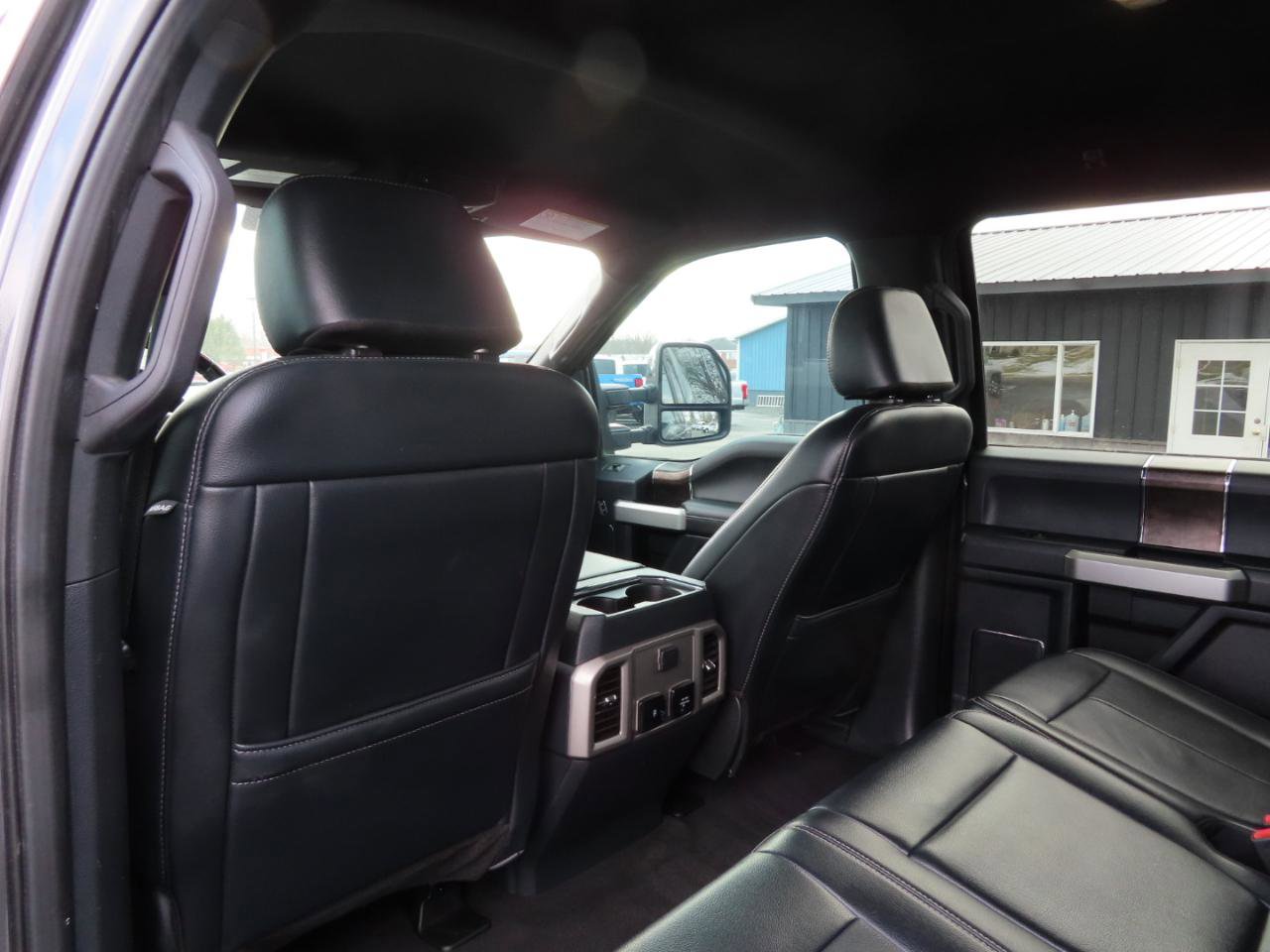 Used 2022 Ford F250 Lariat w/ Chrome Package image 47