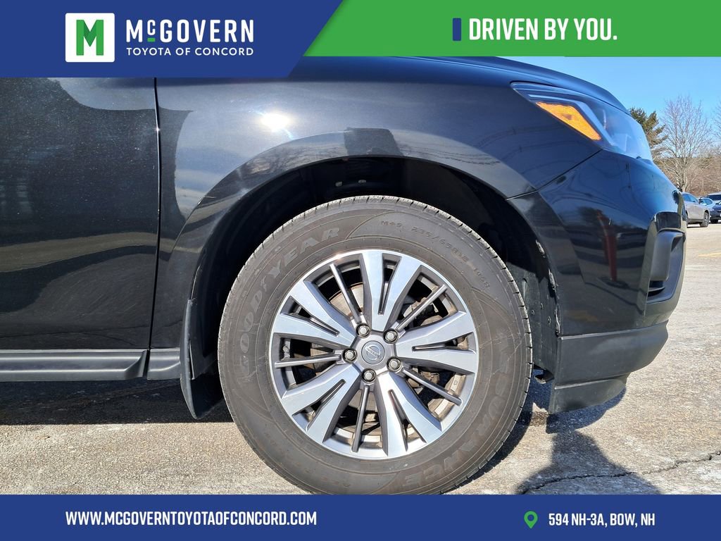 Used 2019 Nissan Pathfinder S image 8