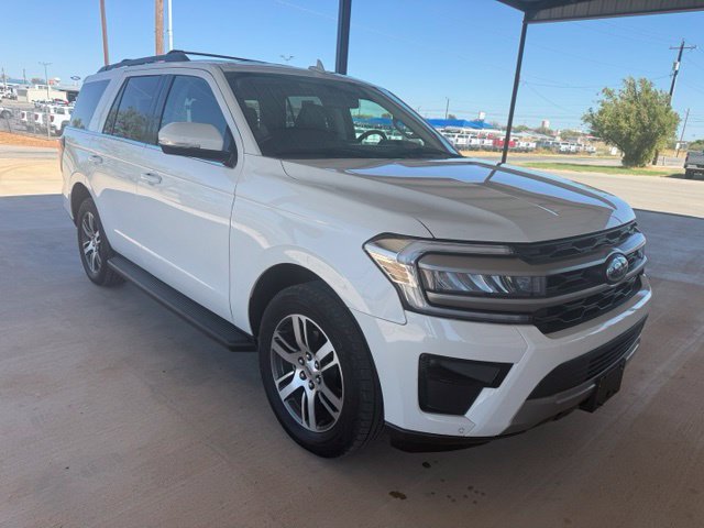 Used 2024 Ford Expedition XLT RWD image 1