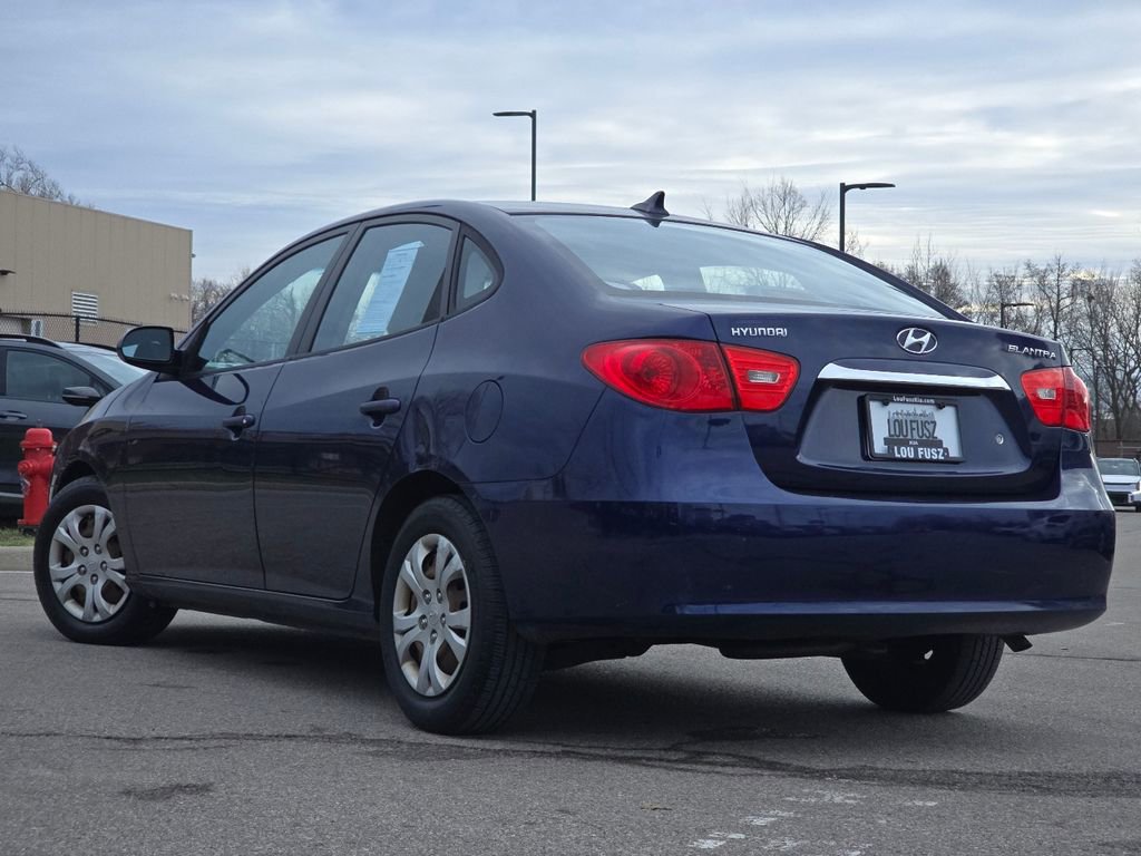 Used 2010 Hyundai Elantra GLS image 10