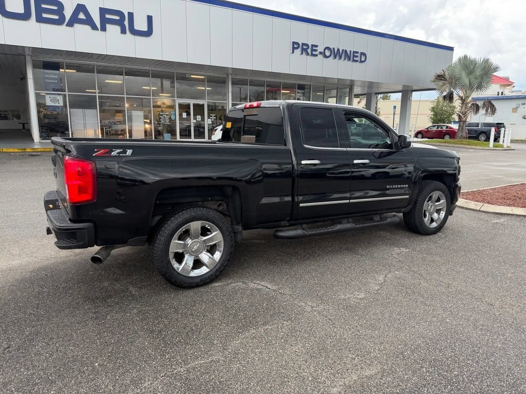 Used 2018 Chevrolet Silverado 1500 LTZ Z71 w/ LTZ Plus Package AWD/4WD image 3