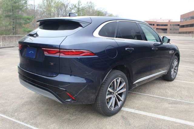 New 2026 Jaguar F-PACE R-Dynamic S image 2