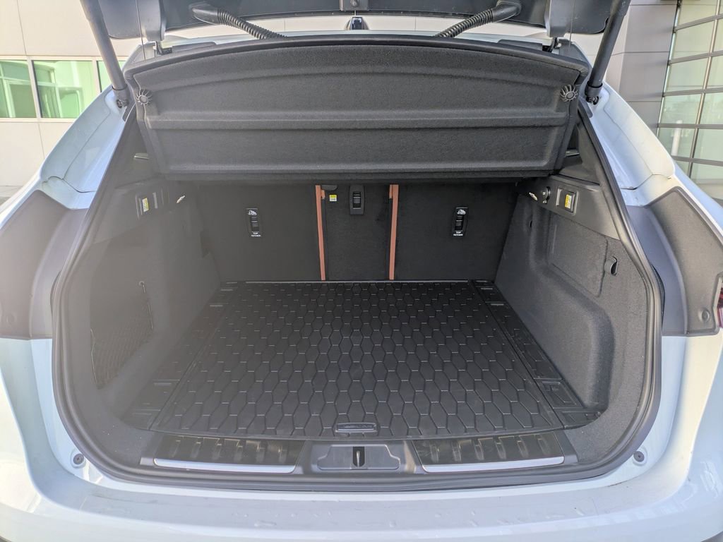 New 2026 Jaguar F-PACE R-Dynamic S image 13