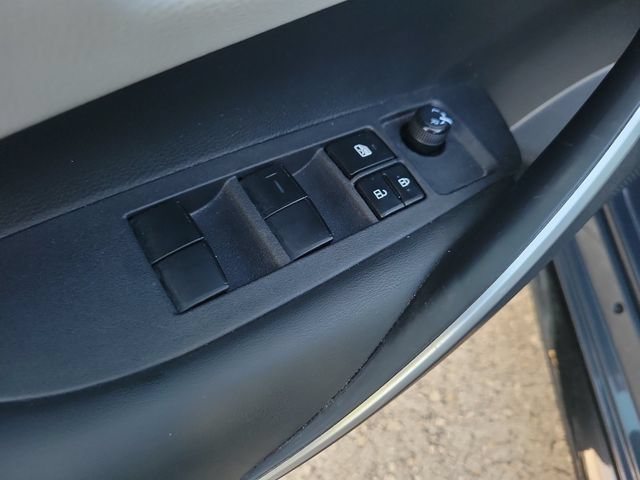 Used 2024 Toyota Corolla SE FWD image 12