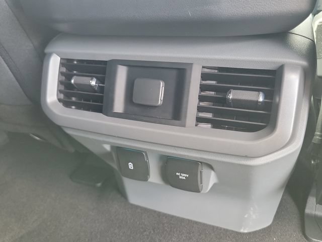 Certified 2023 Ford F150 Lightning XLT AWD/4WD image 19