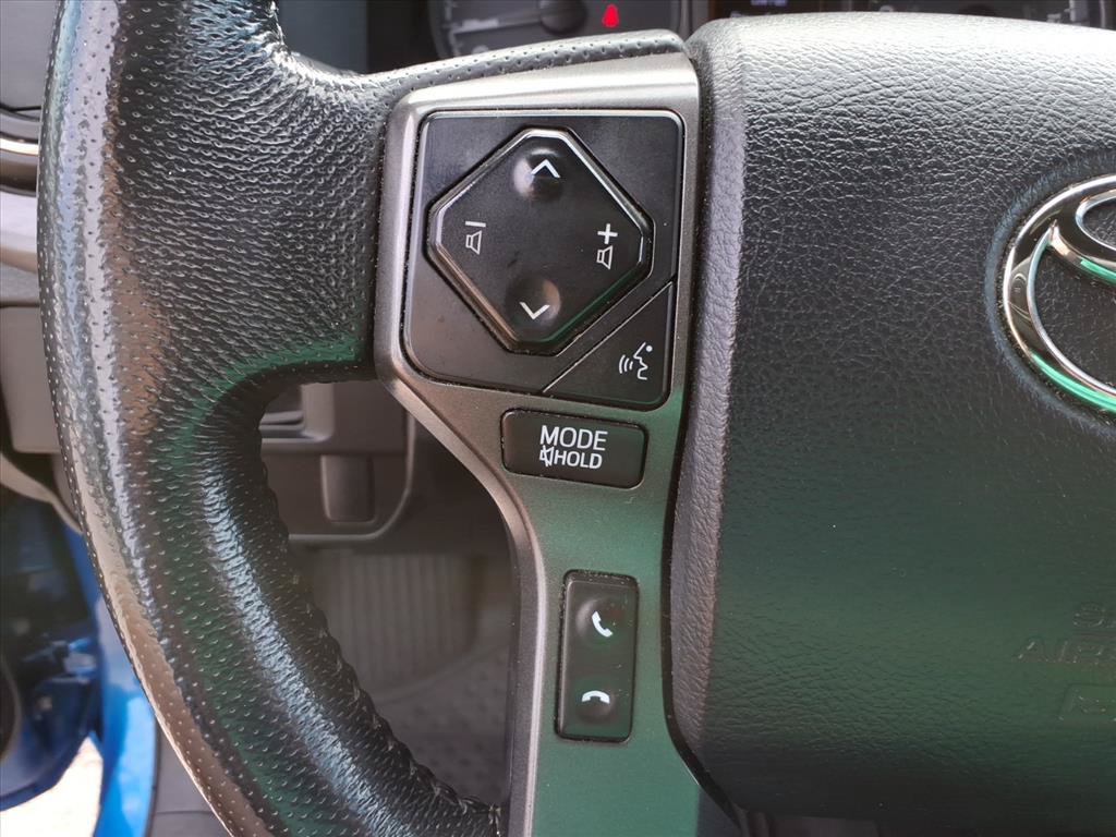 Used 2016 Toyota Tacoma TRD Sport w/ Towing Package AWD/4WD image 24