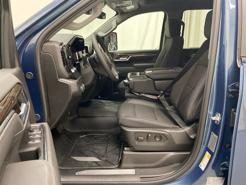 New 2026 Chevrolet Silverado 2500 LT image 14