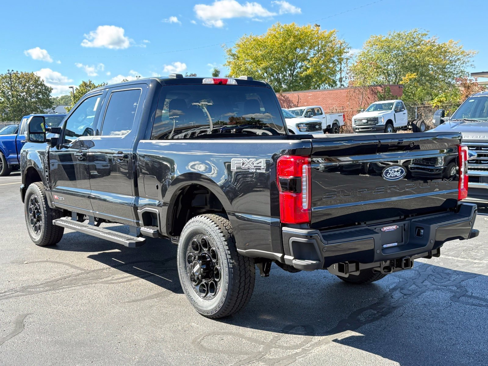 New 2027 Ford F350 Lariat w/ Black Appearance Package AWD/4WD image 5