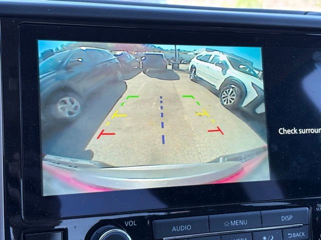 Used 2025 Nissan Frontier SV AWD/4WD image 16