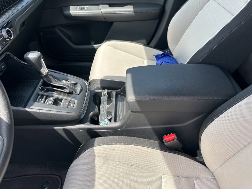 Used 2025 Honda CR-V LX image 27