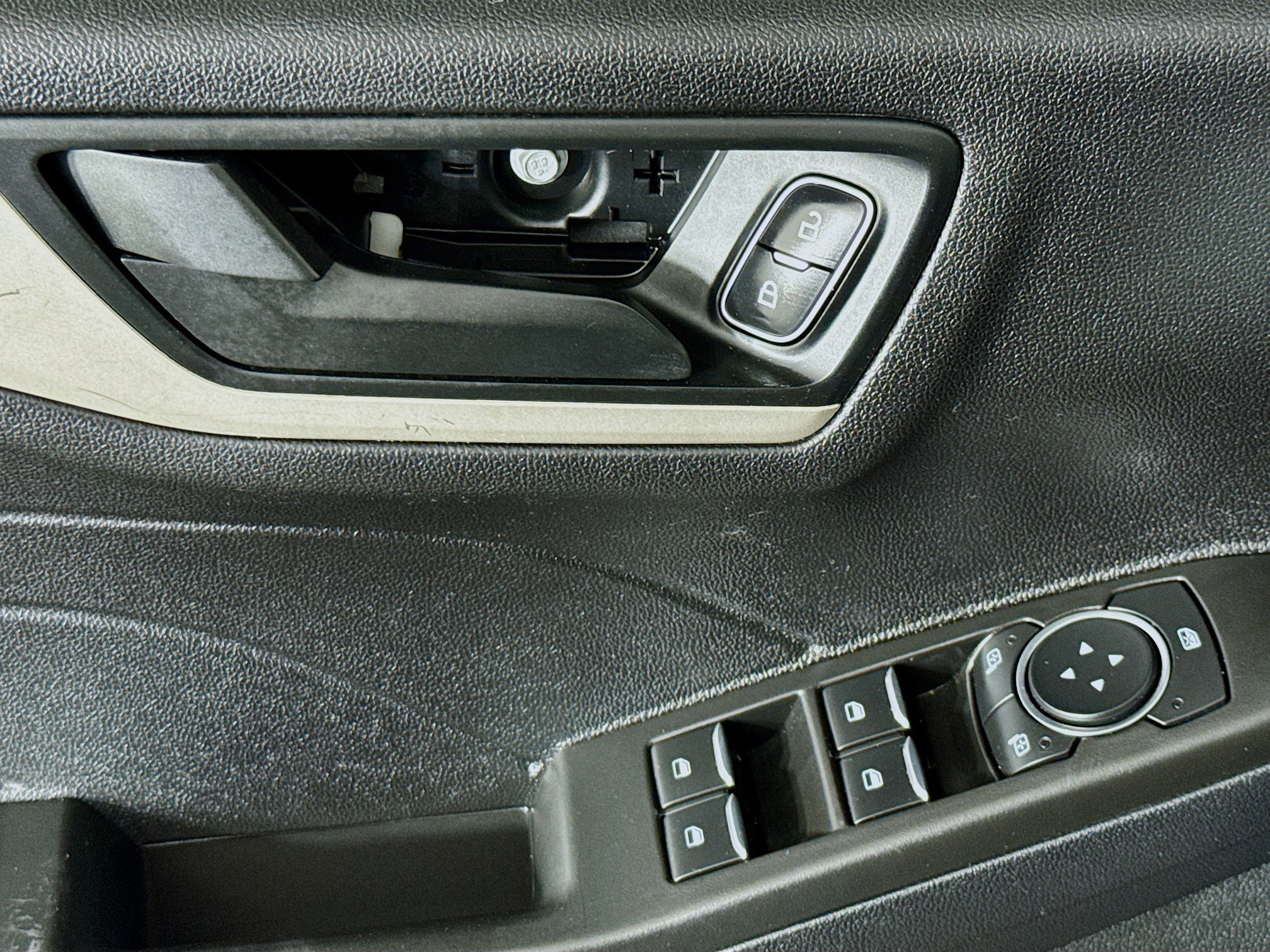Used 2021 Ford Escape S FWD image 22