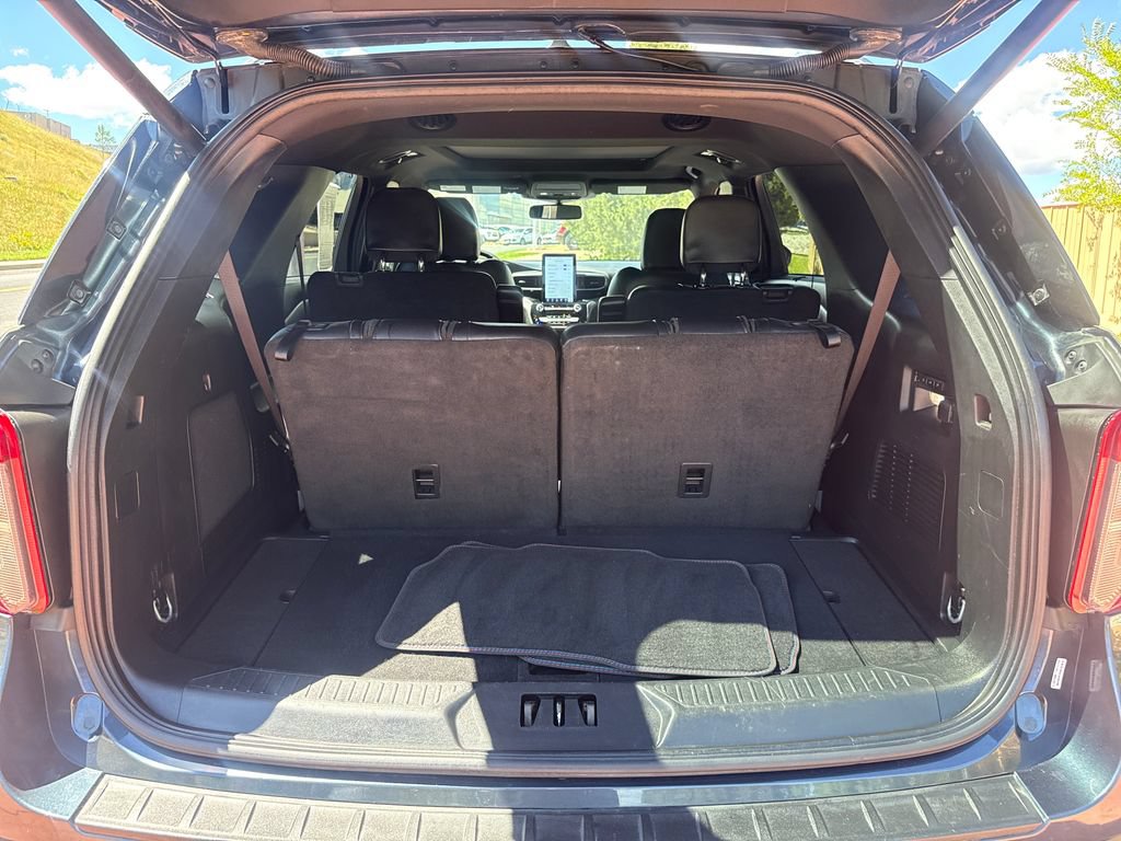 Certified 2023 Ford Explorer ST w/ Equipment Group 401A AWD/4WD image 9