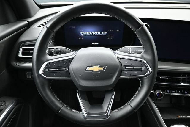 Used 2024 Chevrolet Traverse LT FWD image 14