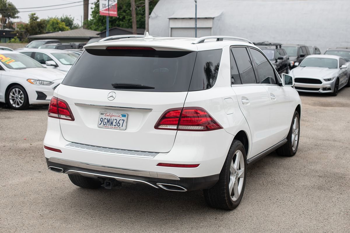 Used 2017 Mercedes-Benz GLE 350 w/ Premium 1 Package image 8