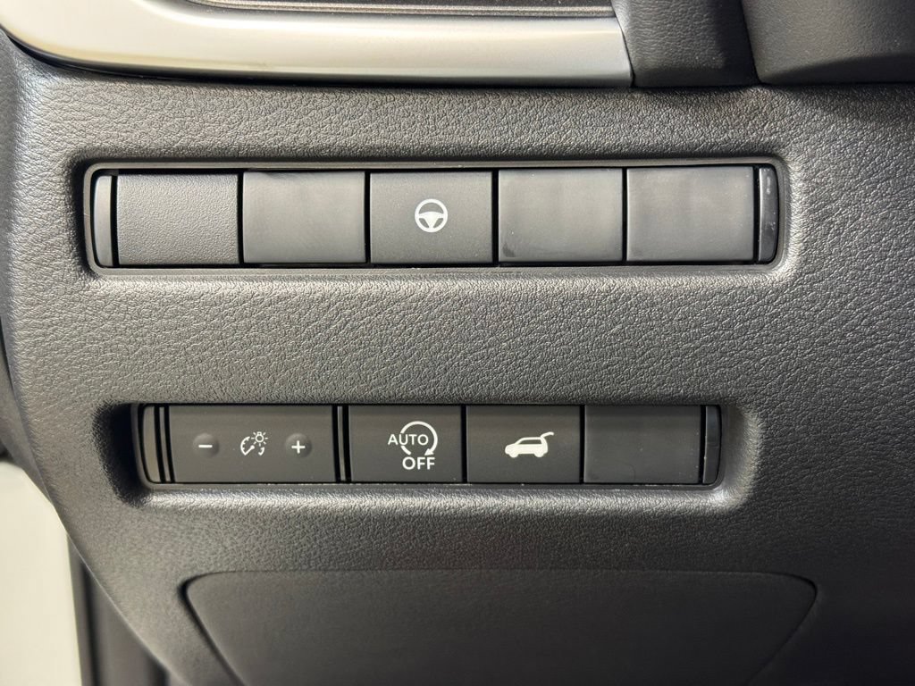 New 2026 Nissan Rogue SV w/ Cold Weather Package AWD/4WD image 28