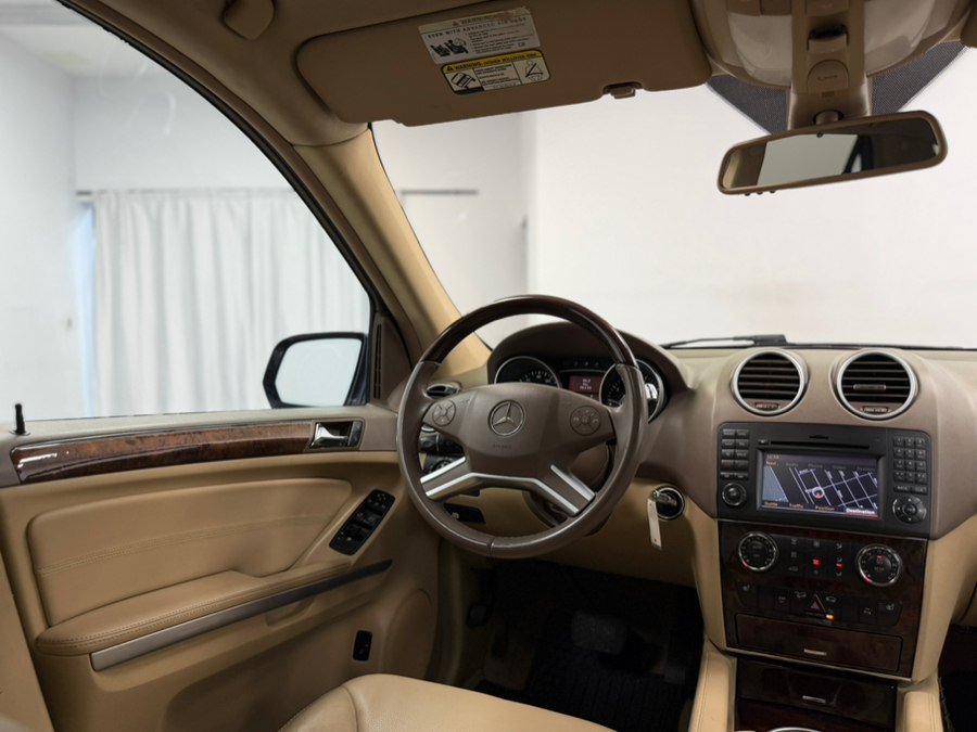 Used 2010 Mercedes-Benz ML 550 4MATIC image 56