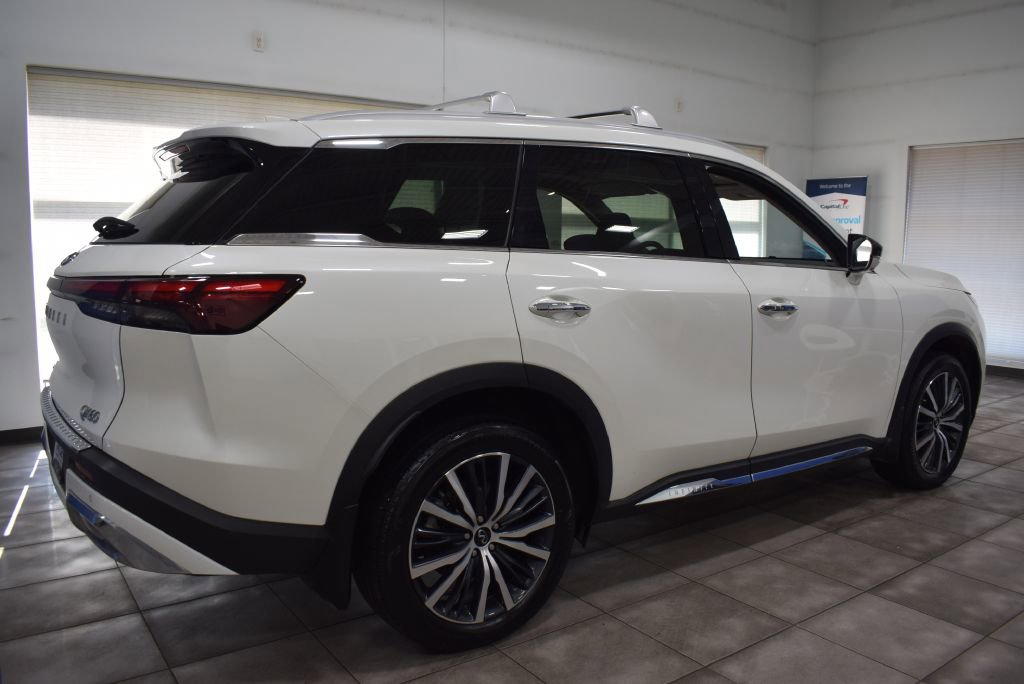 Used 2022 INFINITI QX60 Sensory w/ Vision Package image 4