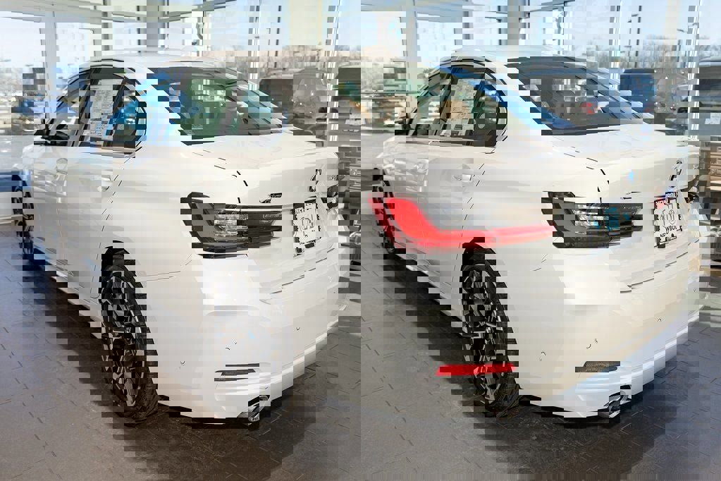 New 2026 BMW 330i xDrive Sedan w/ Convenience Package image 4