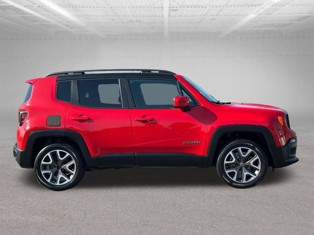 Used 2015 Jeep Renegade Latitude w/ Trailer Tow Group AWD/4WD image 9
