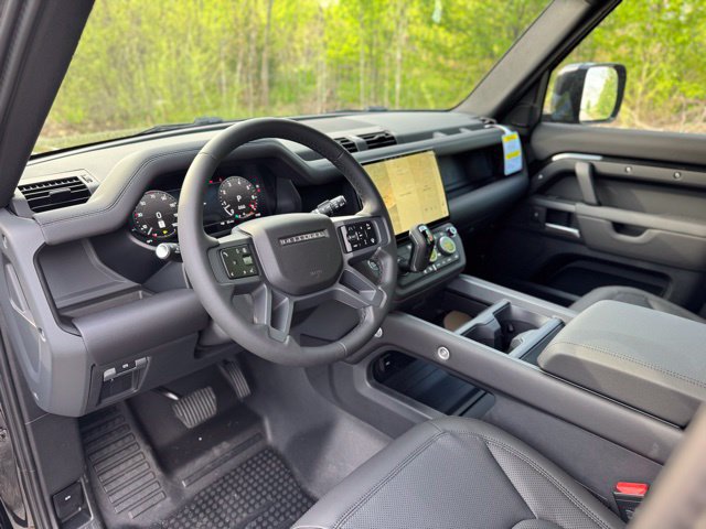 New 2026 Land Rover Defender 110 X-Dynamic SE AWD/4WD image 10