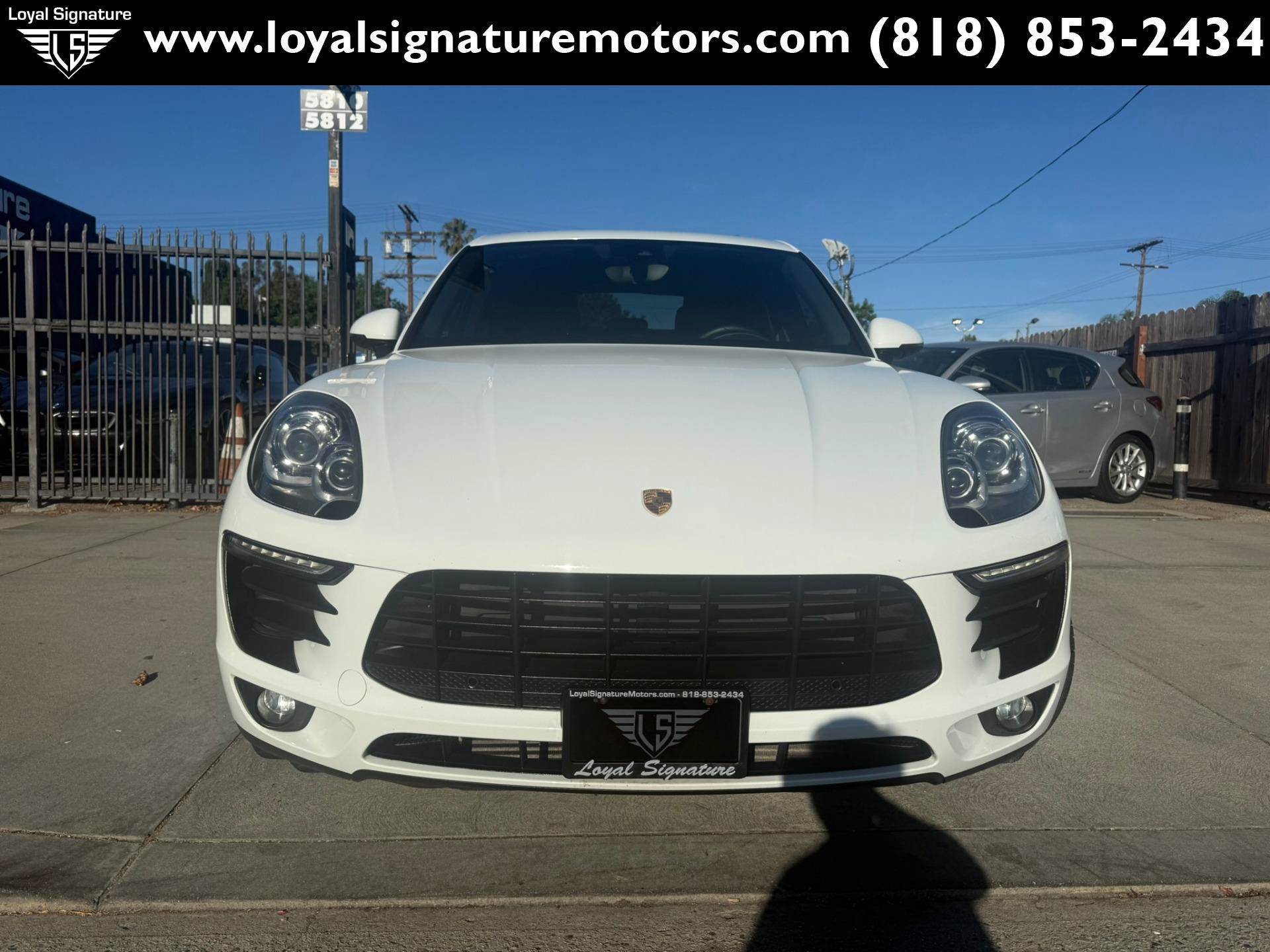 Used 2017 Porsche Macan AWD/4WD image 2