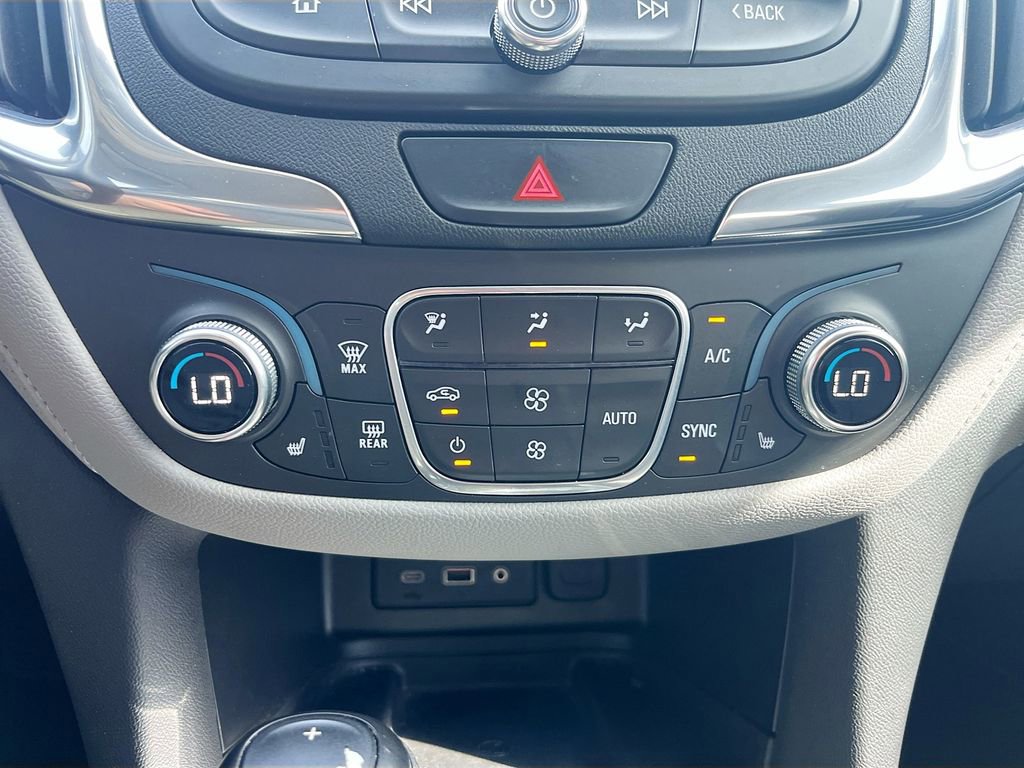 Used 2020 Chevrolet Equinox Premier FWD image 15