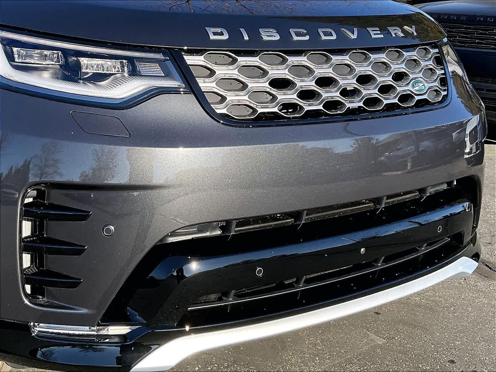 New 2026 Land Rover Discovery Limited Edition AWD/4WD image 35