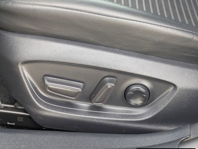 Used 2023 Toyota Camry SE image 23