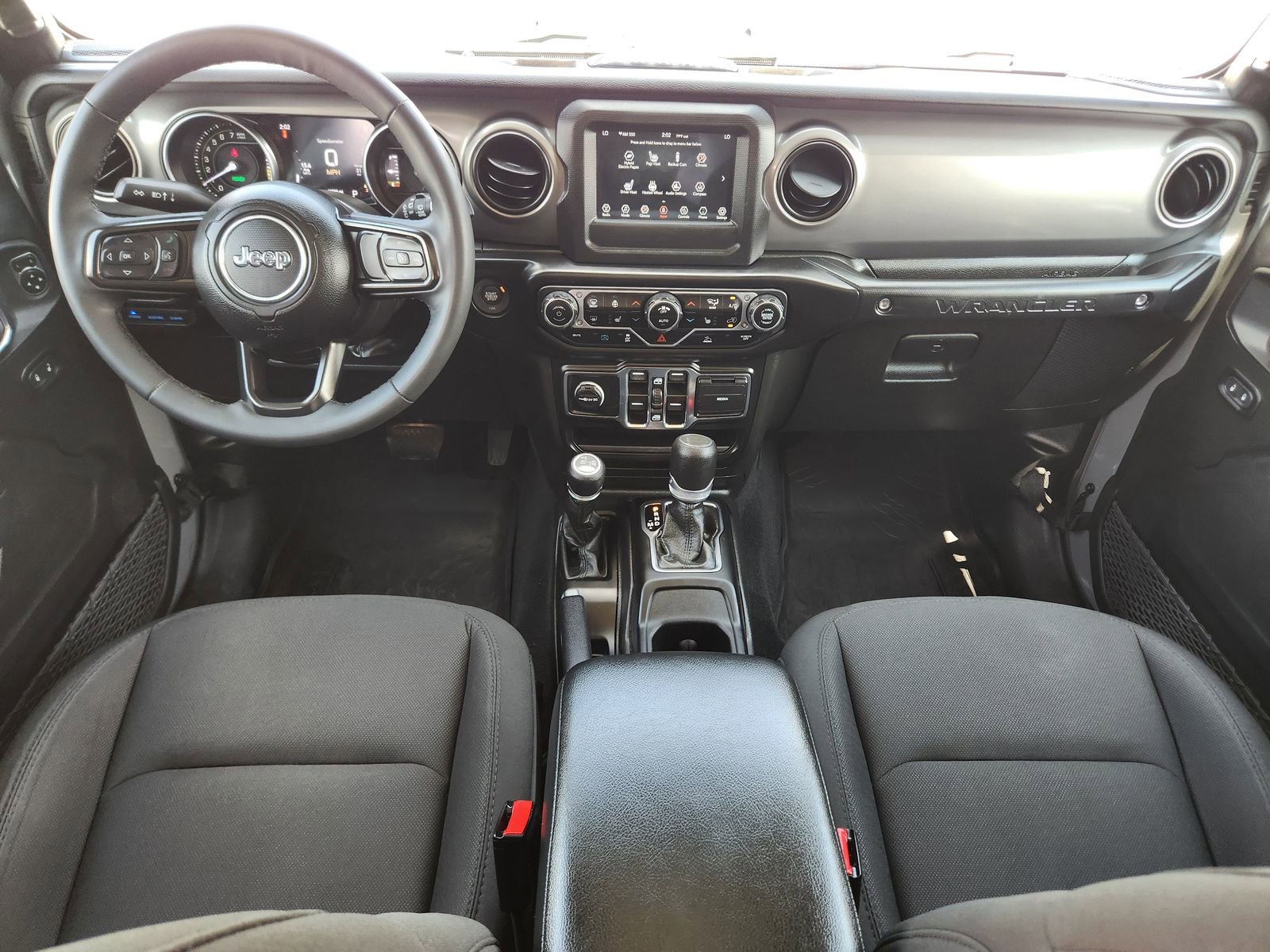 Used 2023 Jeep Wrangler Unlimited w/ Cold Weather Group AWD/4WD image 27